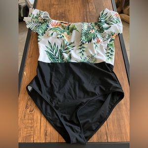 One piece bathing suit